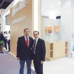 José Luis del Moral (GACETA DENTAL) con Salvador Torres (Proclinic).