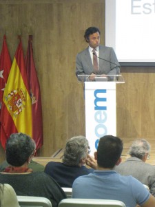 El Dr. Ramón Soto-Yarritu hizo la introducción al Foro de Actualidad Odotológica sobre la mercantilización dental.