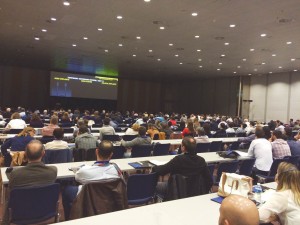 Aforo completo en una de las ponencias.
