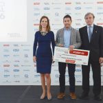 De izda. a dcha., Begoña Alonso y los doctores Alberto Gómez y José Antonio Zafra.