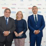 Juan Manuel Molina (Henry Shein/Fenin Dental), Margarita Alfonsel (Fenin) y el Dr. Óscar Castro.