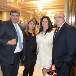 Juan Carlos Megía y Carlos Machuca (Colegio de Protésicos 
de Madrid) con Vanessa y Olga Vela (Veladent).