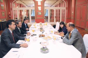 GACETA DENTAL reunió a representantes del Observatorio Español para la Seguridad del Paciente Odontológico (OESPO) y al vicesecretario del Consejo de Dentistas para abordar la necesidad de dar una mayor relevancia a la seguridad del paciente.